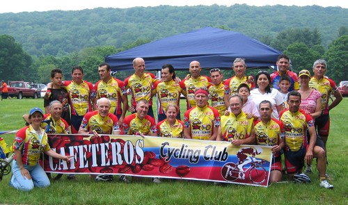 Cafeteros Cycling Club at Housatonic race, 2008
